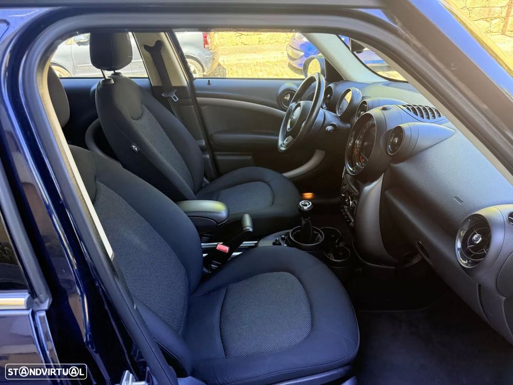 MINI Countryman Cooper D - 12