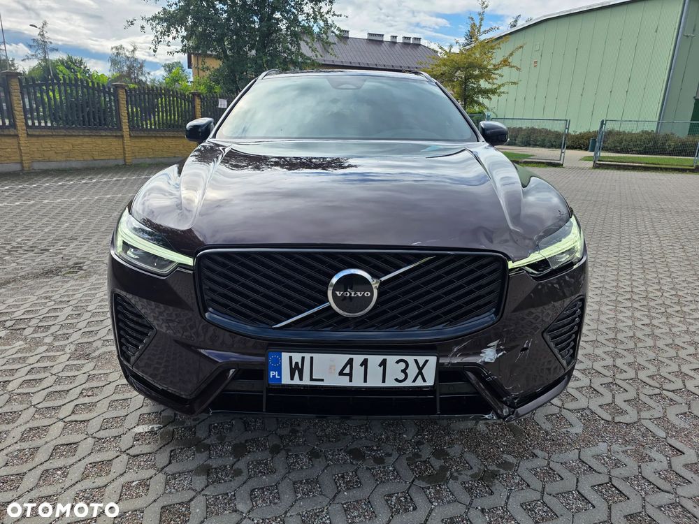 Volvo XC 60 B5 B AWD Plus Dark - 4