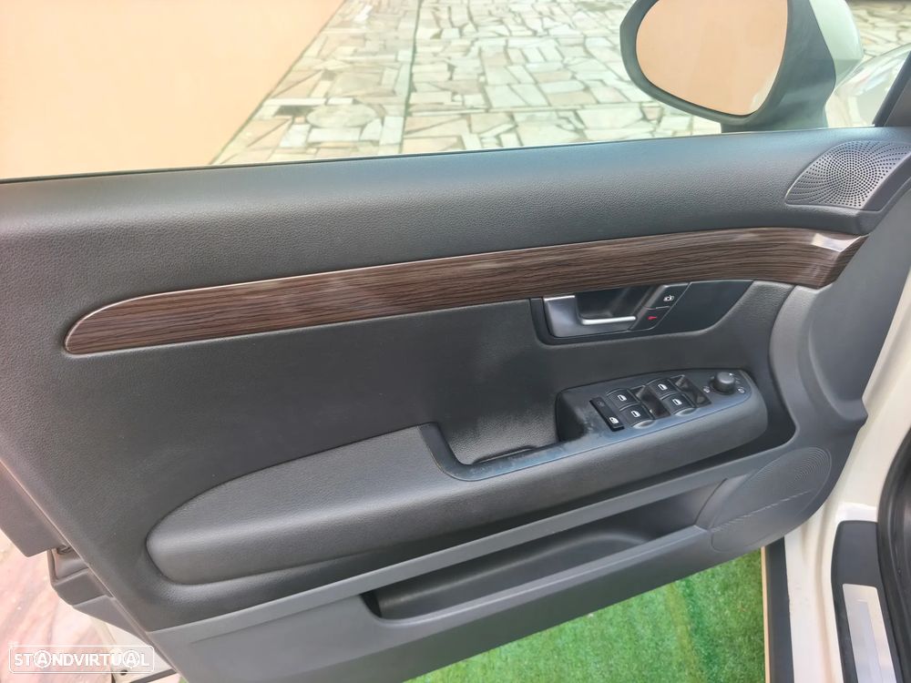 SEAT Exeo 2.0 TDI Sport - 17