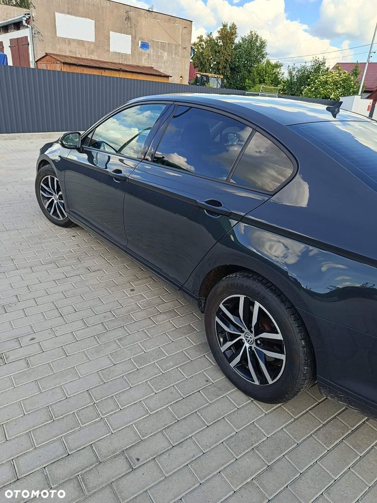 Volkswagen Passat 2.0 TDI BMT Comfortline - 9