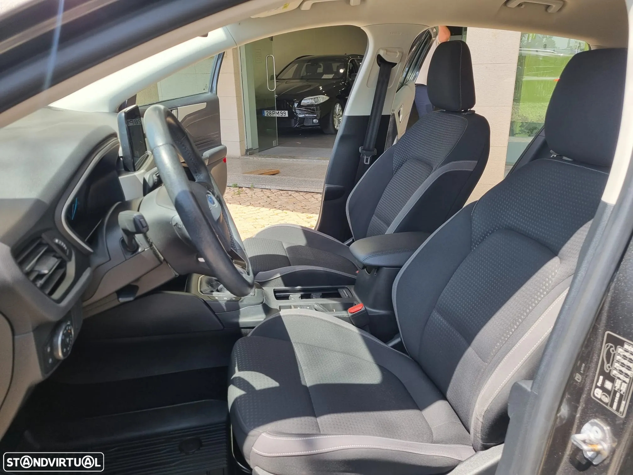 Ford Focus SW 1.0 EcoBoost Business - 21