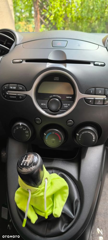 Mazda 2 1.5 Sport - 12
