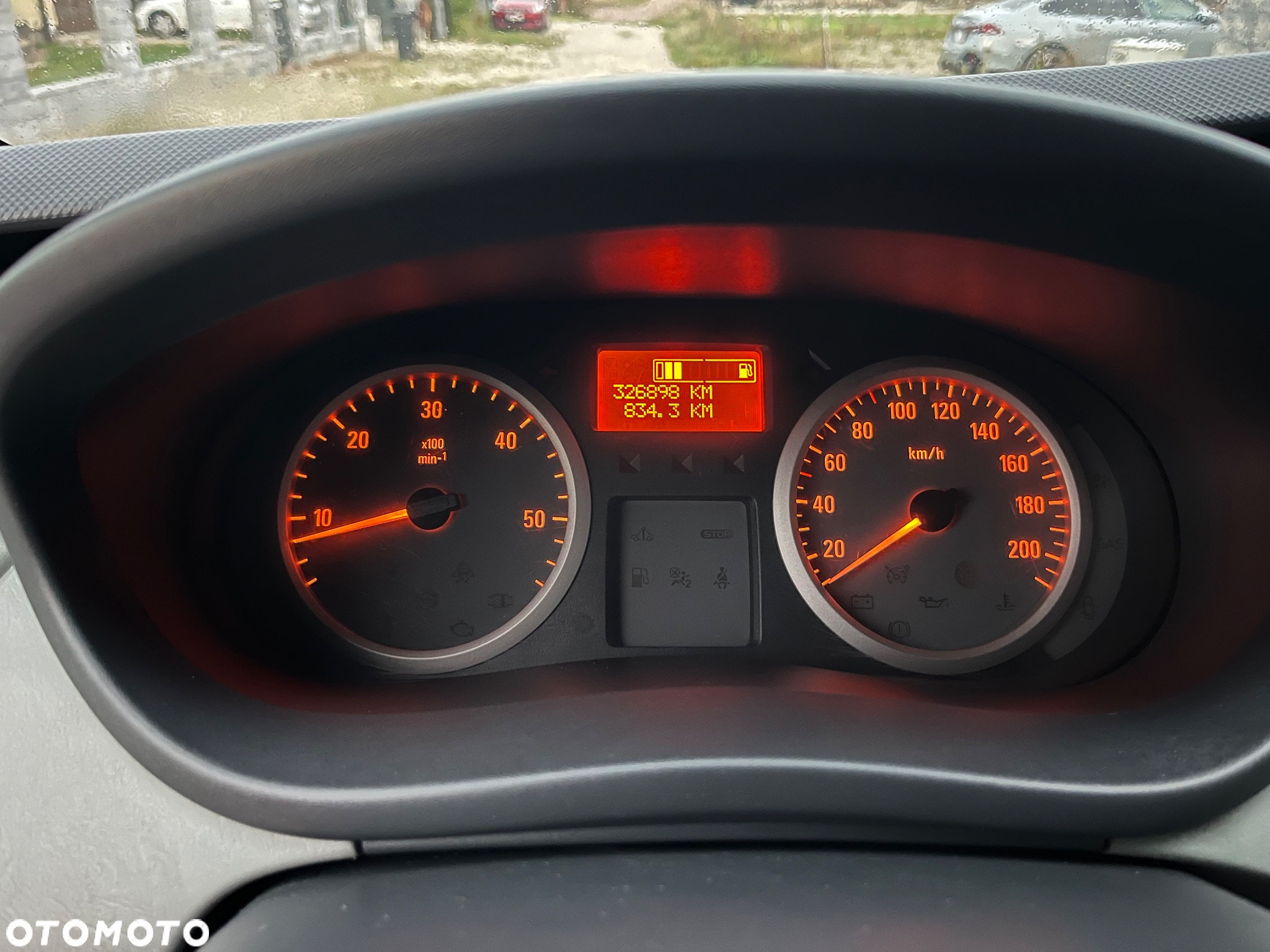 Opel Vivaro L2H1 2.9t - 18