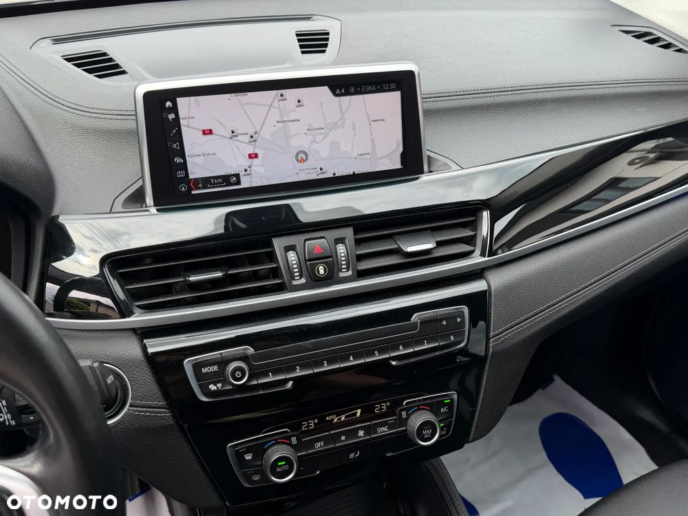 BMW X1 sDrive18i Sport Line - 15