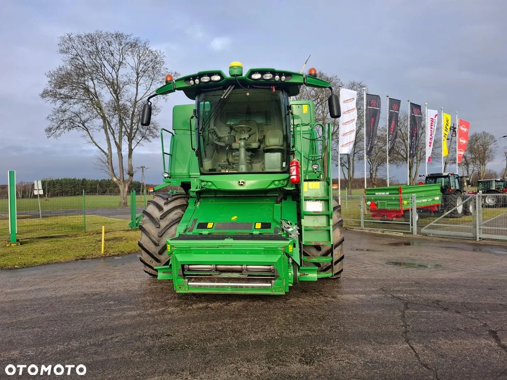 John Deere T660i - 8