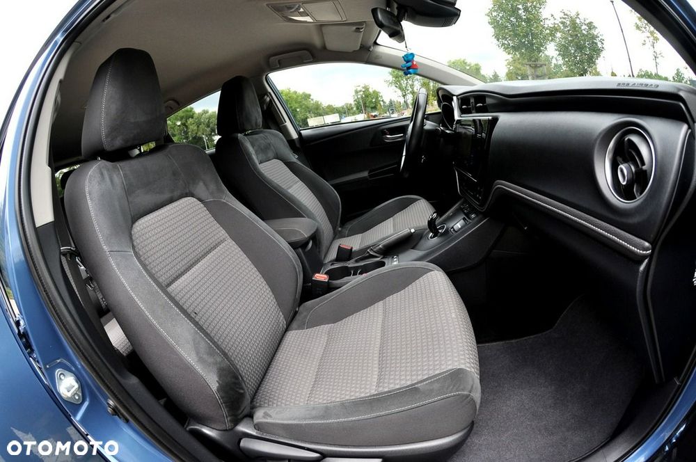 Toyota Auris - 9