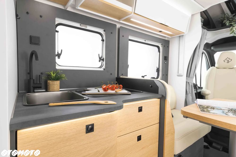 Renault Ahorn Camp TE 740 2026 r. LAIKA CARAVANS - 20