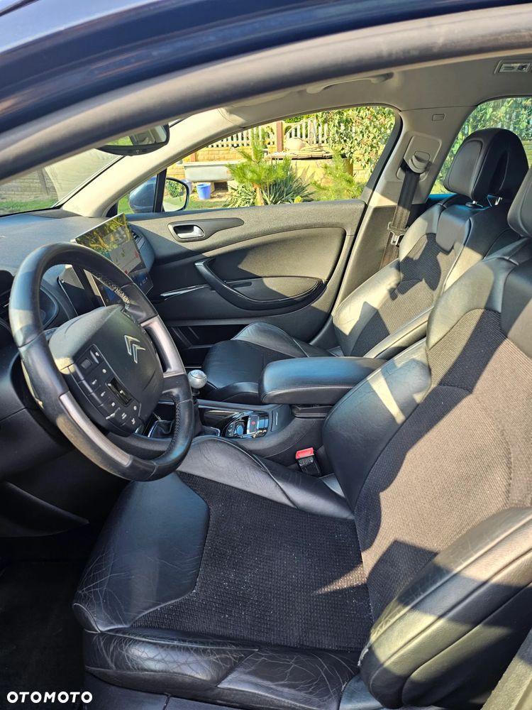 Citroën C5 2.0 HDi Exclusive - 10