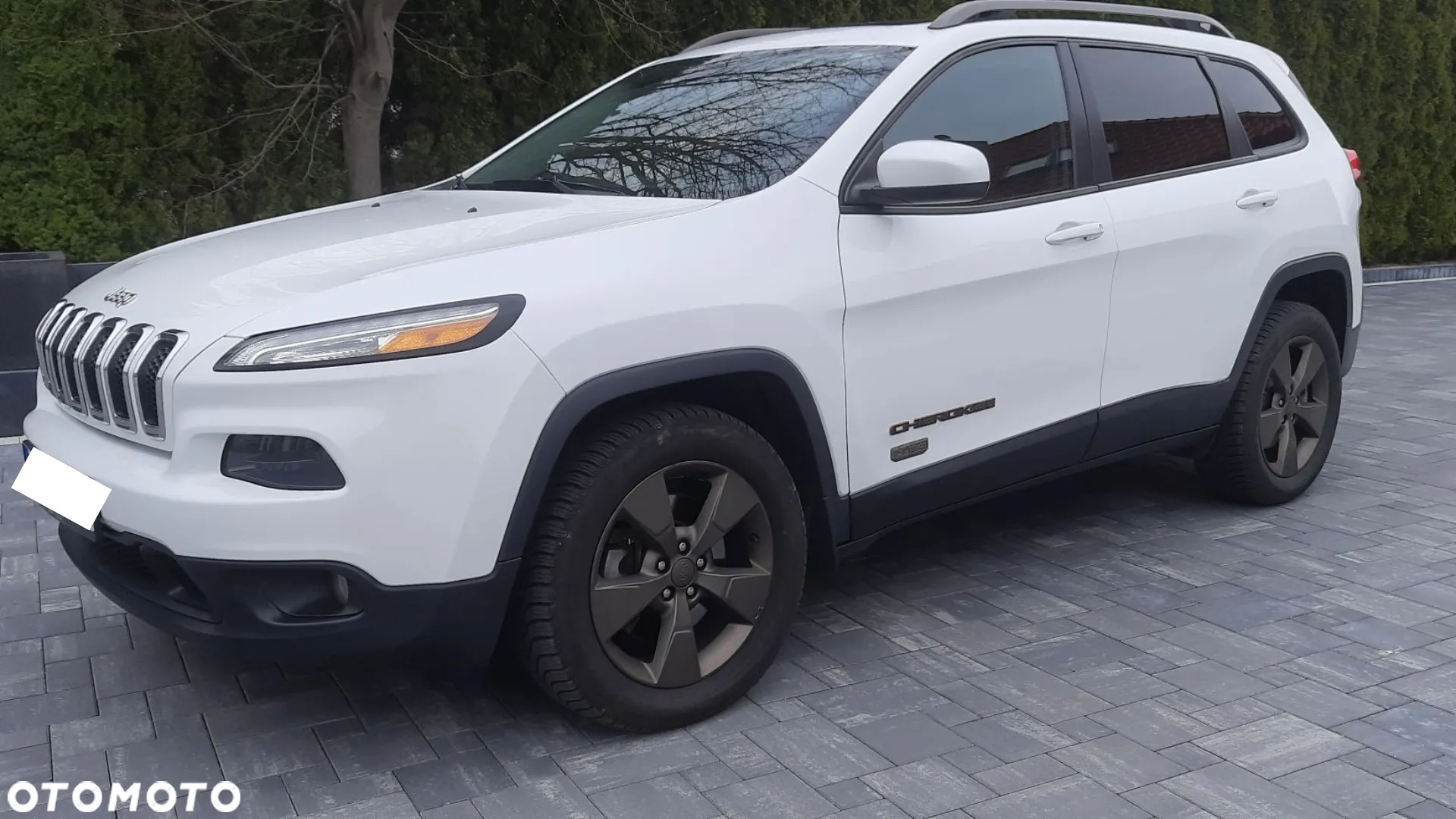 Jeep Cherokee - 9