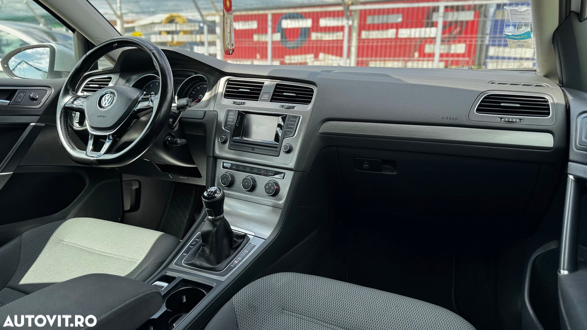 Volkswagen Golf 1.2 TSI Trendline - 6