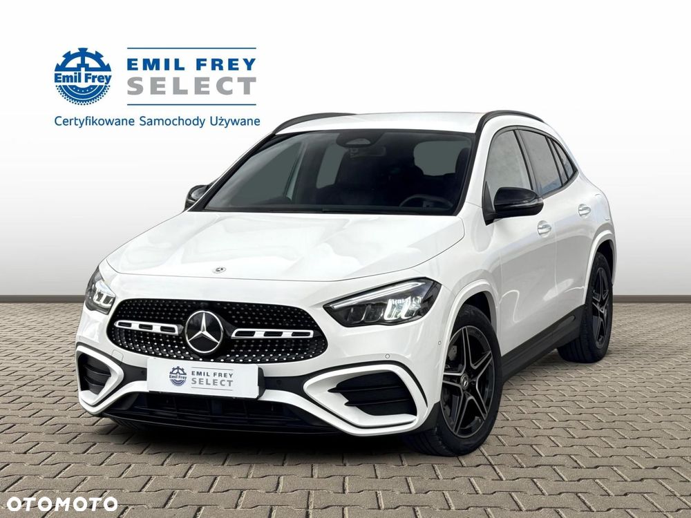 Mercedes-Benz GLA - 2