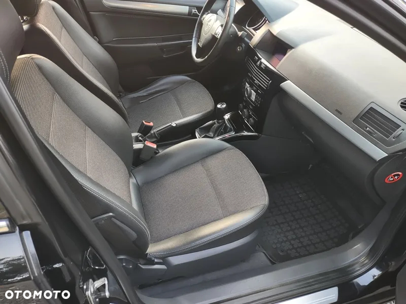 Opel Astra - 28