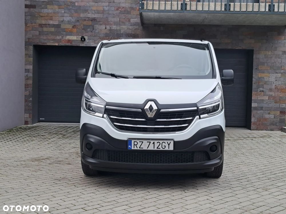Renault Trafic - 2