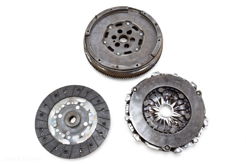 Sprzęgło Koło Dwumasowe PEUGEOT 308 II T9 1.6 E-HDI 9HC - 1