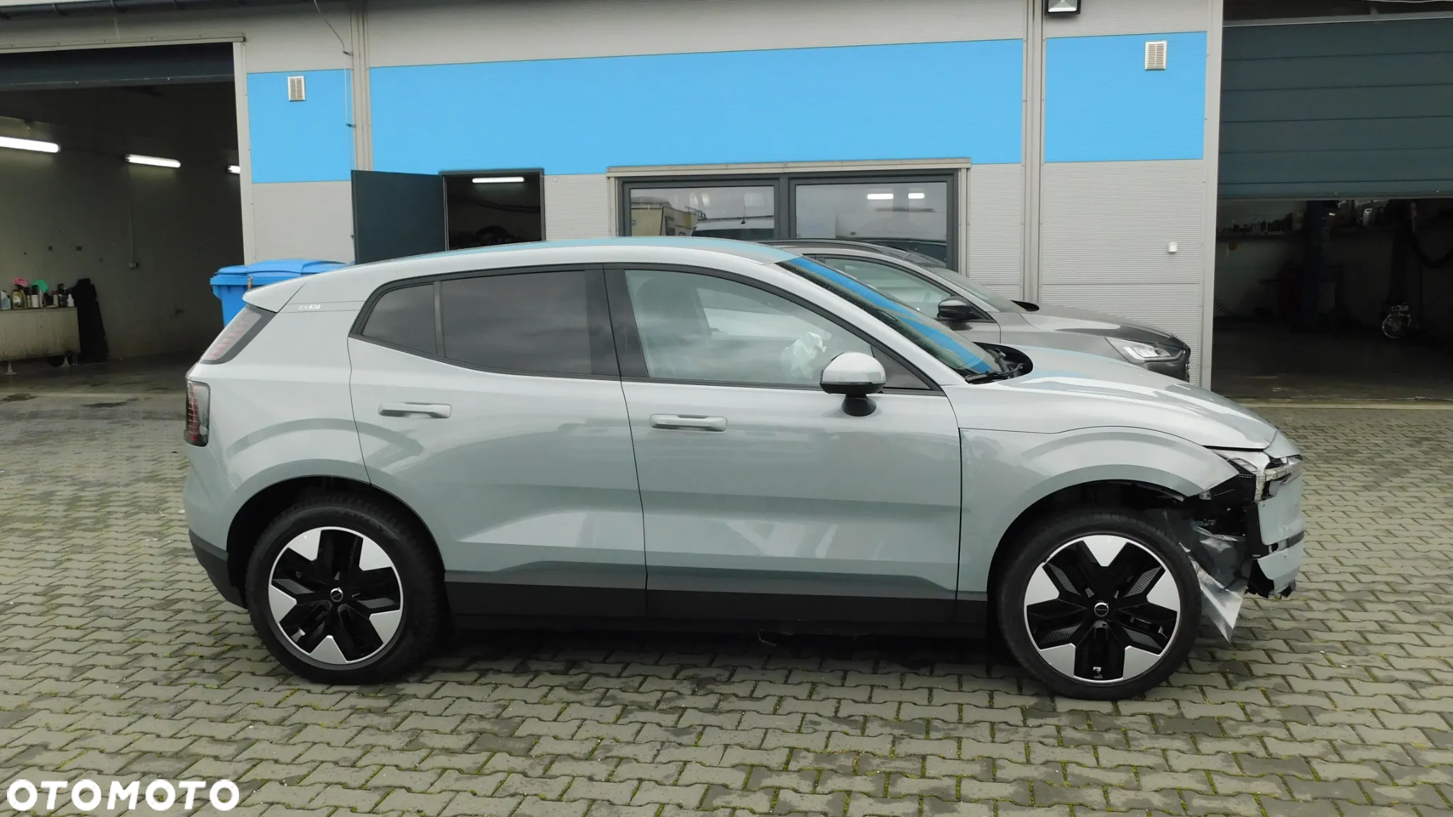 Volvo EX30 69kWh Single Motor Long Range Core - 6
