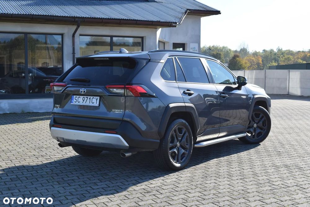 Toyota RAV4 - 16