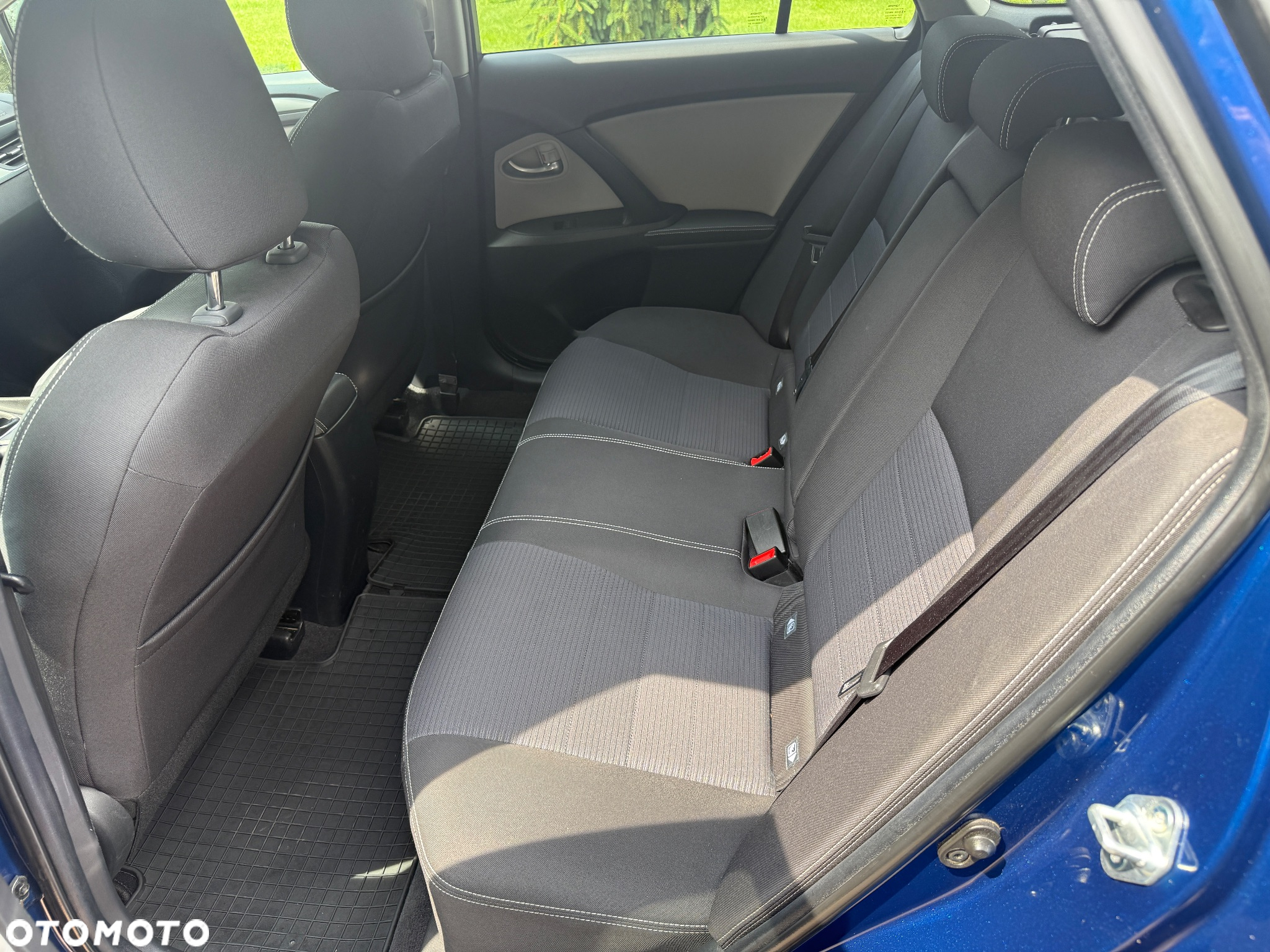 Toyota Avensis Touring Sports 1.8 Team Deutschland - 21