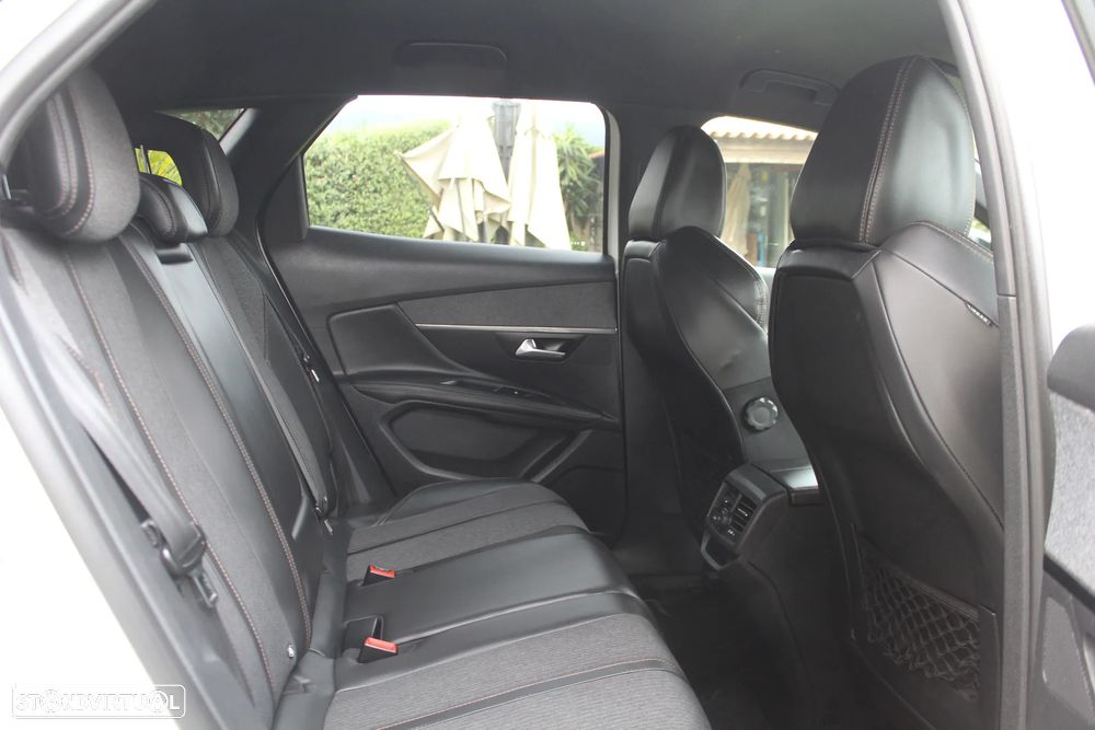 Peugeot 3008 1.6 BlueHDi GT Line EAT6 - 34