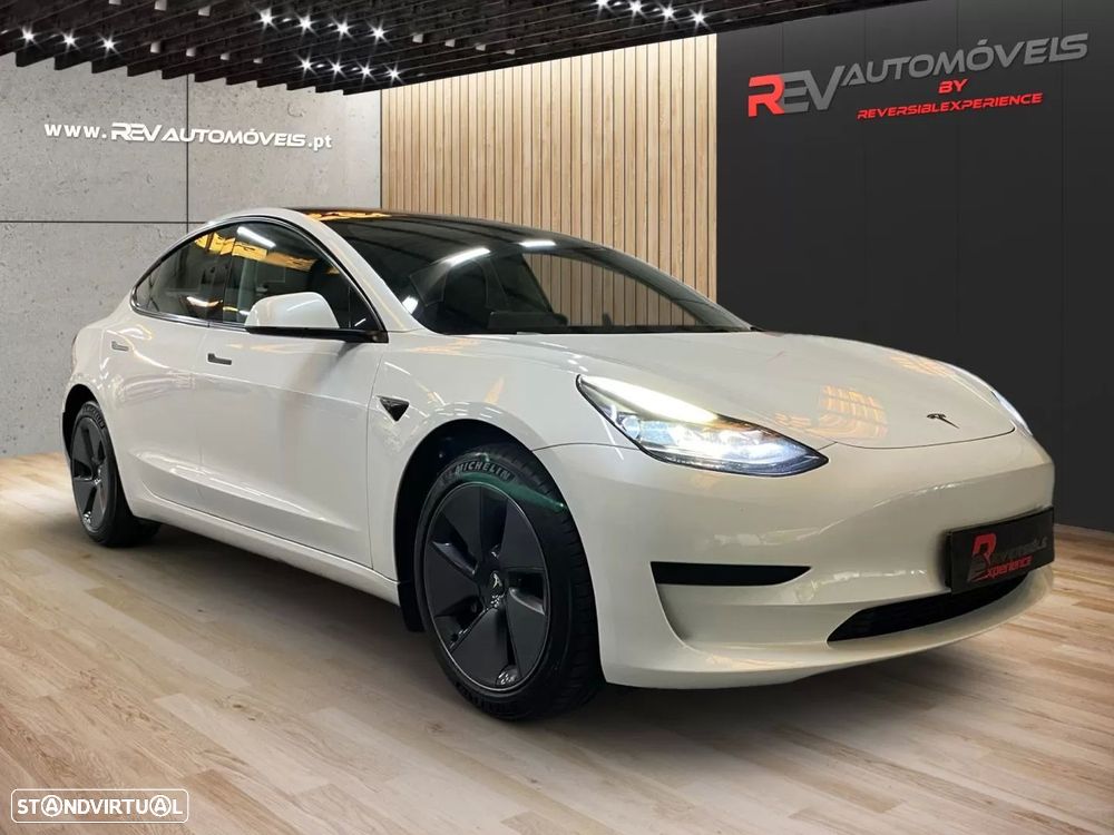 Tesla Model 3 Standard Range Plus RWD - 3