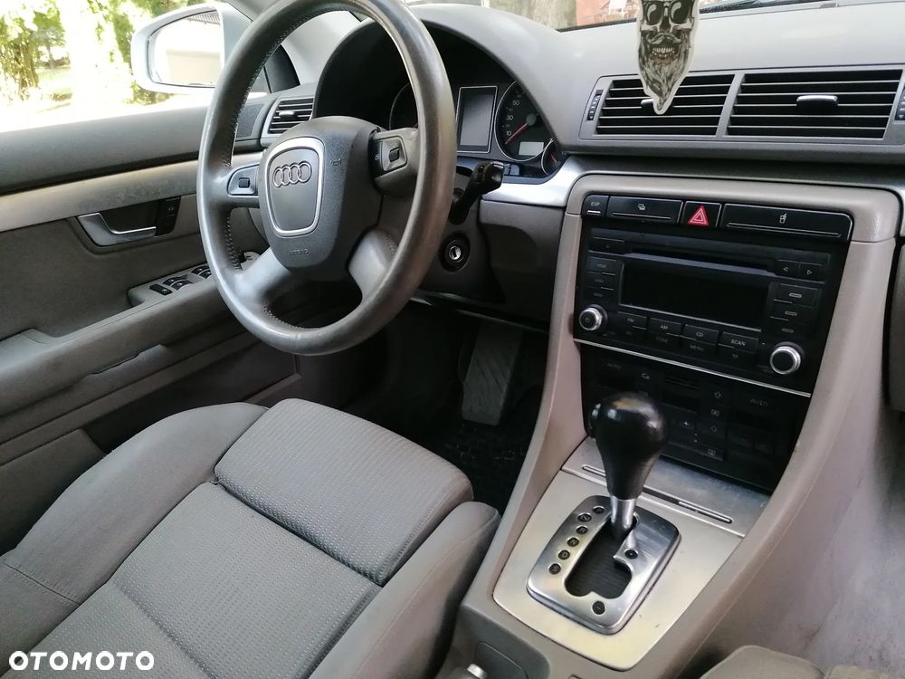 Audi A4 ver-avant-2-5-tdi-multitronic - 12