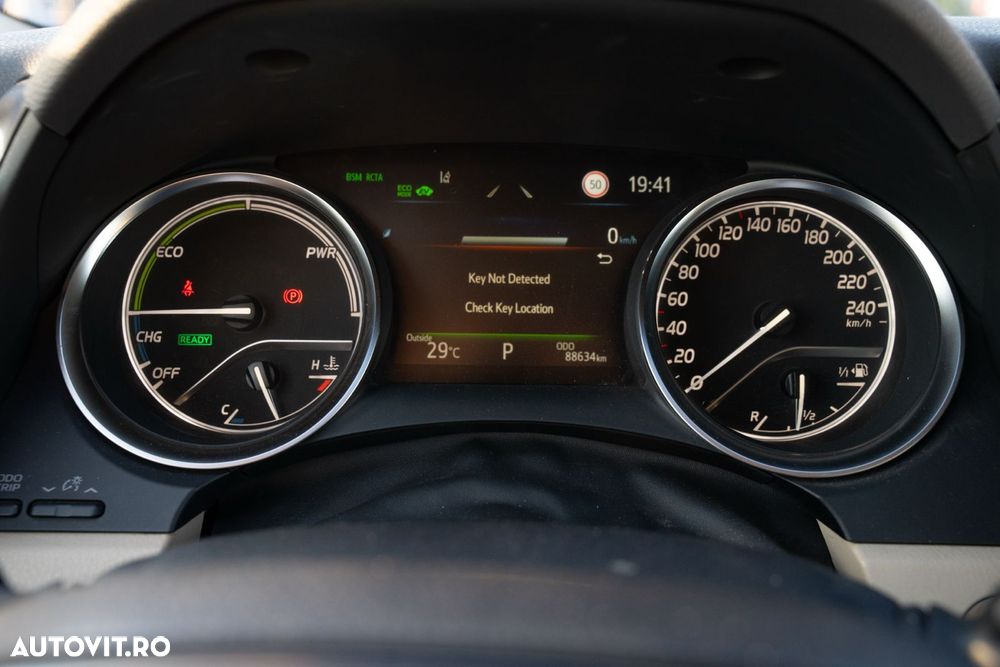 Toyota Camry 2.5 Dynamic - 7