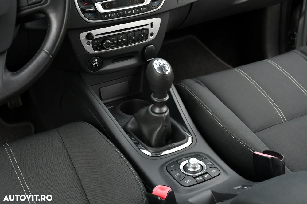 Renault Megane ENERGY dCi 110 GT LINE - 26