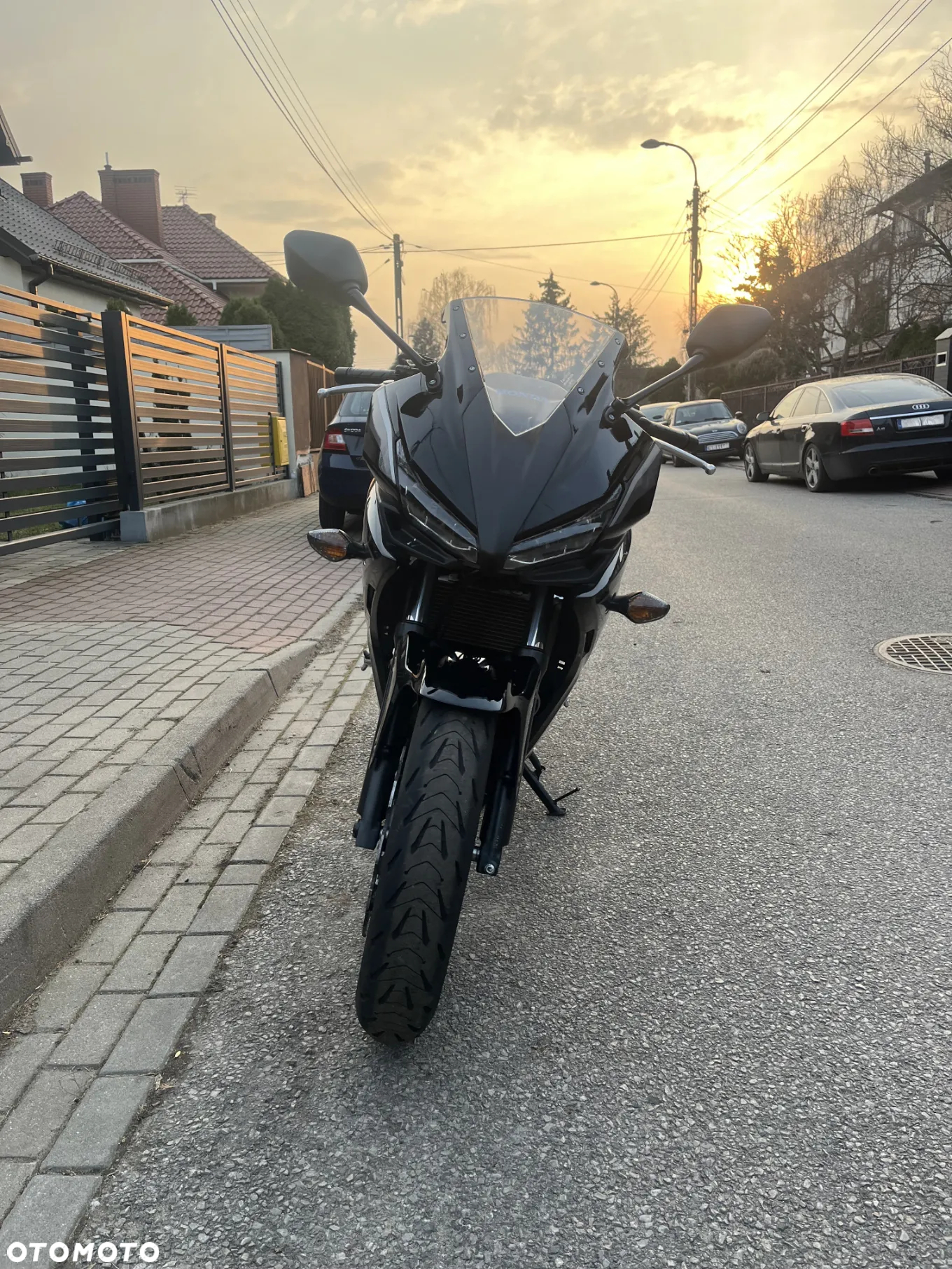 Honda CBR - 18
