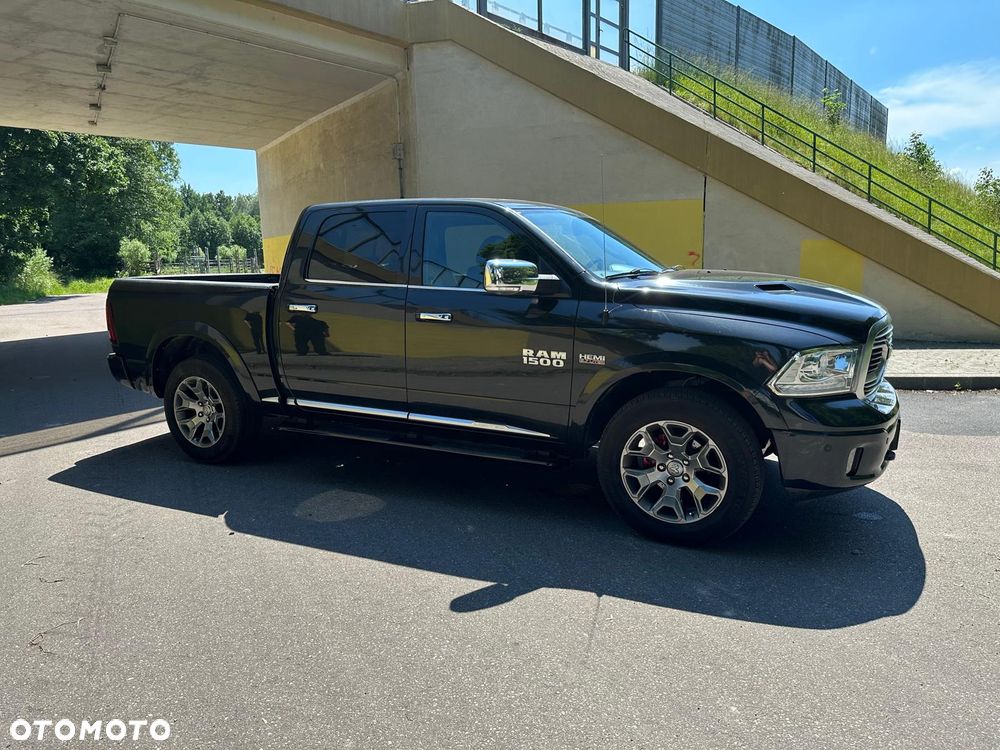 Dodge RAM 5.7 4x4 - 1