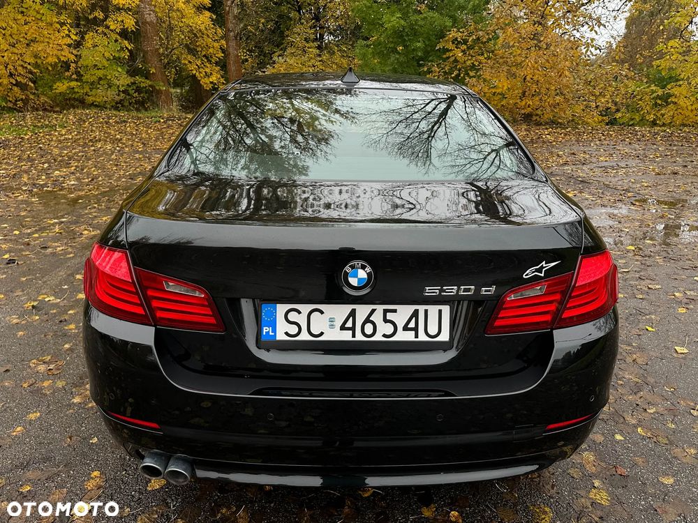 BMW Seria 5 530d xDrive - 8
