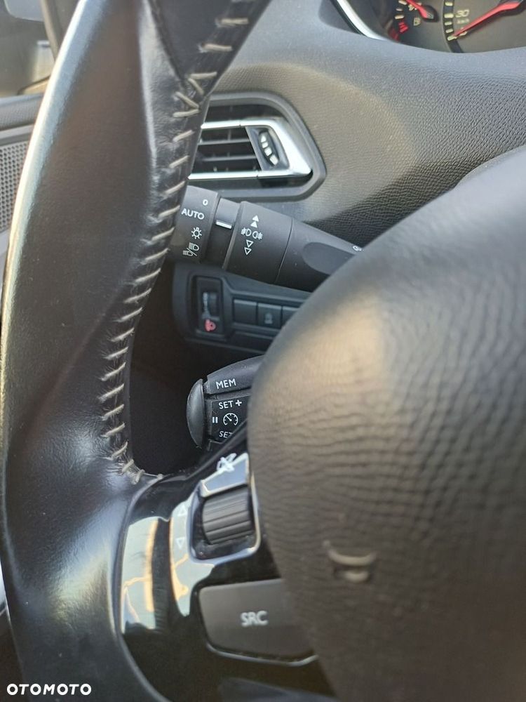 Peugeot 308 - 26