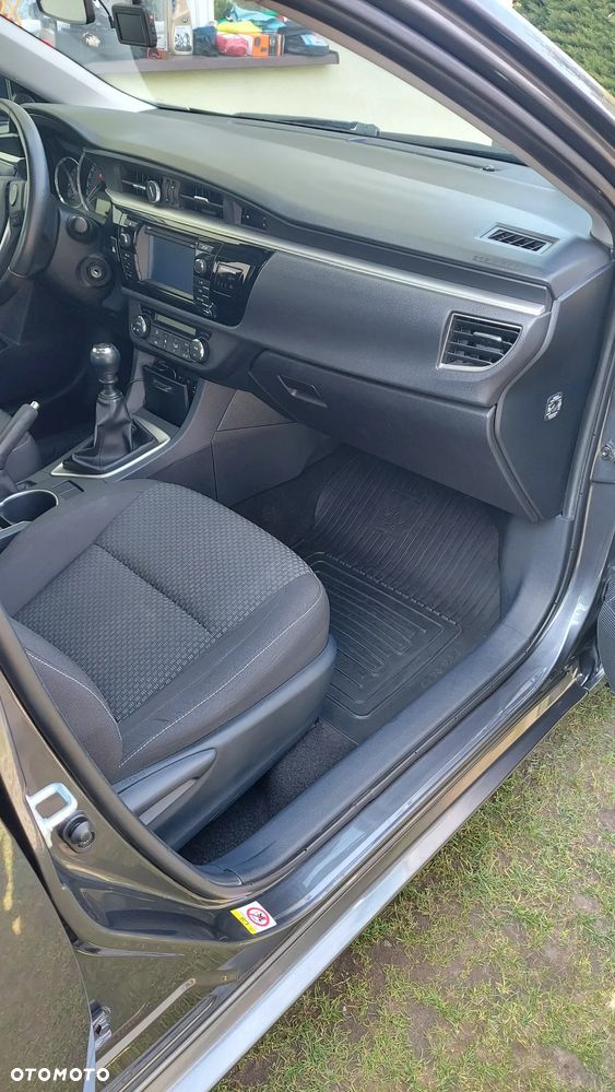 Toyota Corolla 1.6 Premium - 8