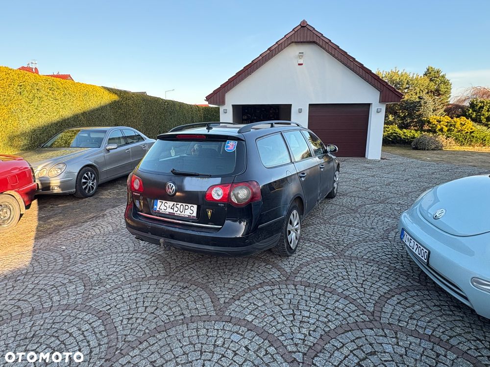 Volkswagen Passat 1.9 TDI DPF Trendline - 5