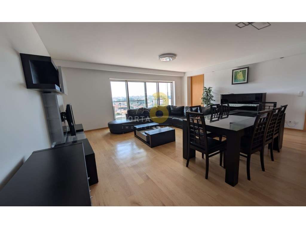 Apartamento T4 com vistas de rio inalteráveis - Vila Nova de Gaia - Grande imagem: 5/26