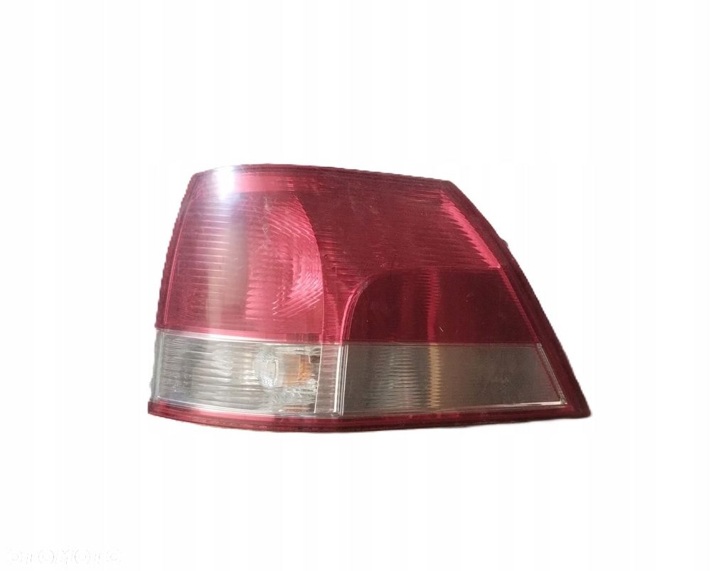 OPEL VECTRA C 02-08 r. KOMBI LAMPA PRAWY TYŁ W BŁOTNIK PRAWA TYLNA PT EU - 1