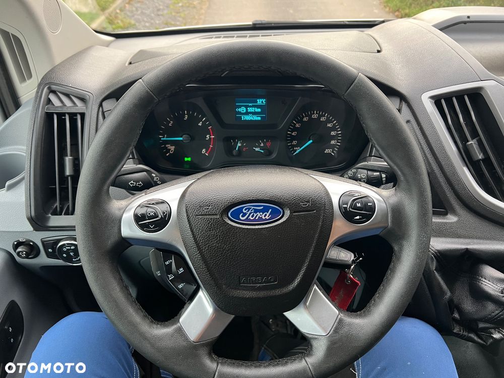 Ford Transit - 13