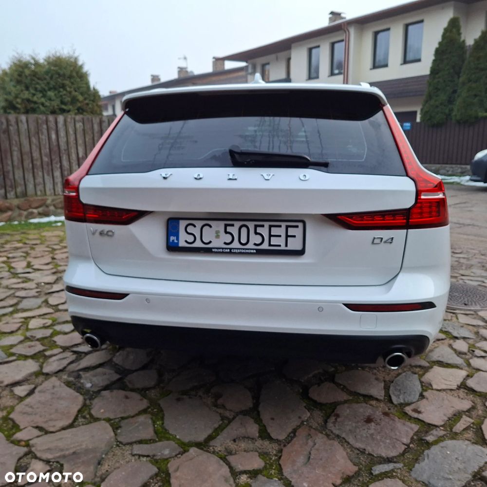 Volvo V60 D4 Geartronic Momentum - 7