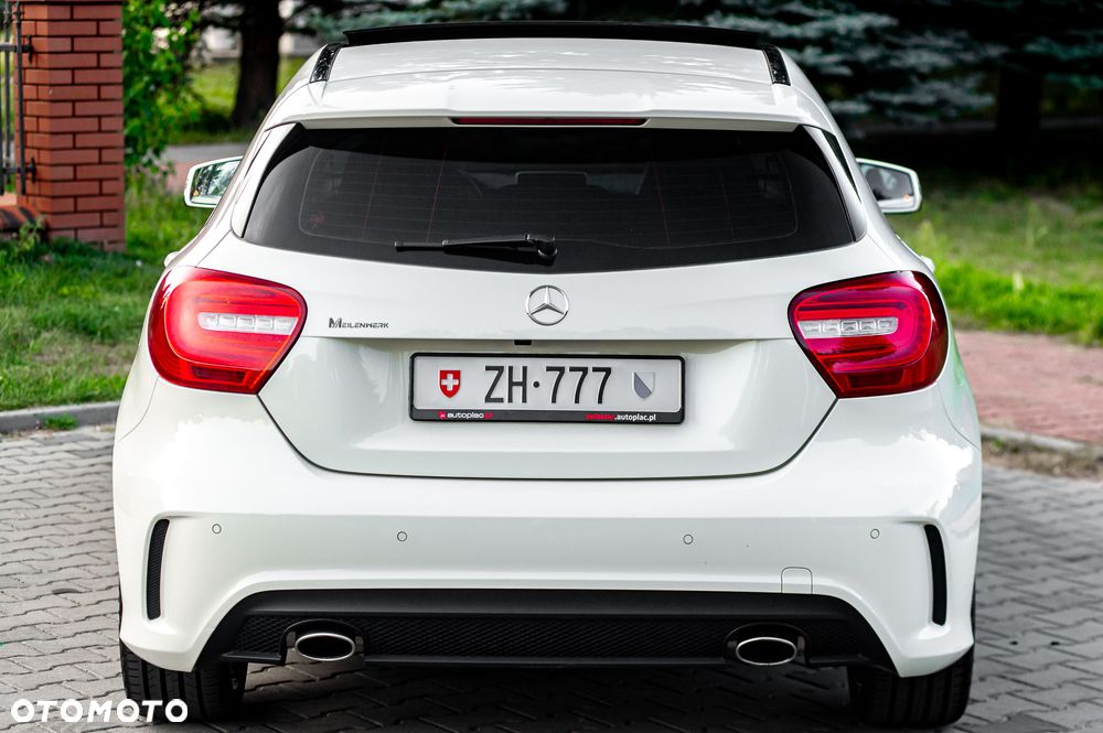 Mercedes-Benz Klasa A 250 4Matic 7G-DCT AMG Line - 14