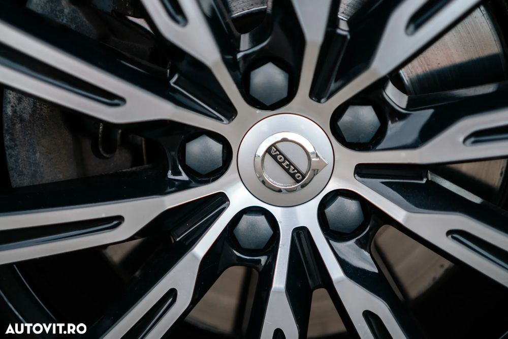 Volvo XC 60 Recharge T8 Twin Engine eAWD Polestar Engineered - 15