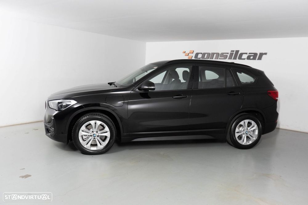 BMW X1 25 e xDrive Corporate Edition - 6