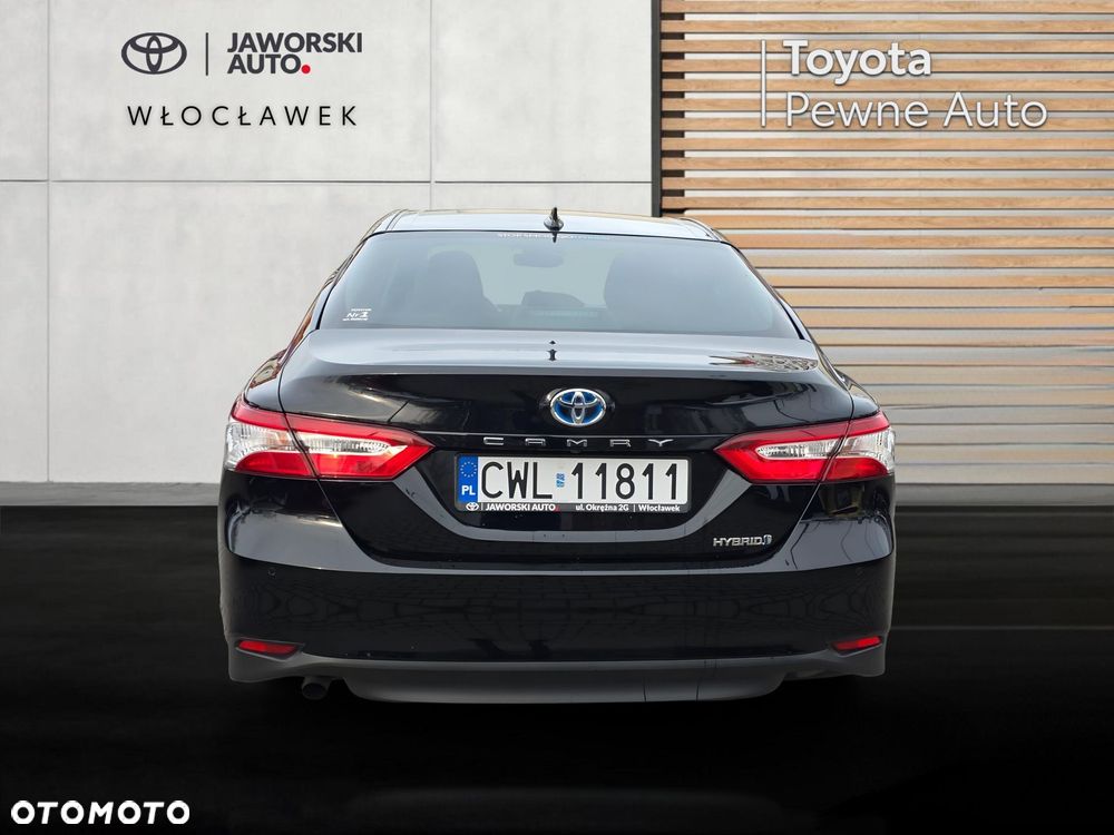 Toyota Camry 2.5 Hybrid Comfort CVT - 4