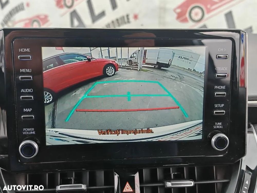 Toyota Corolla ver-sedan-1-8-hsd-dynamic - 15