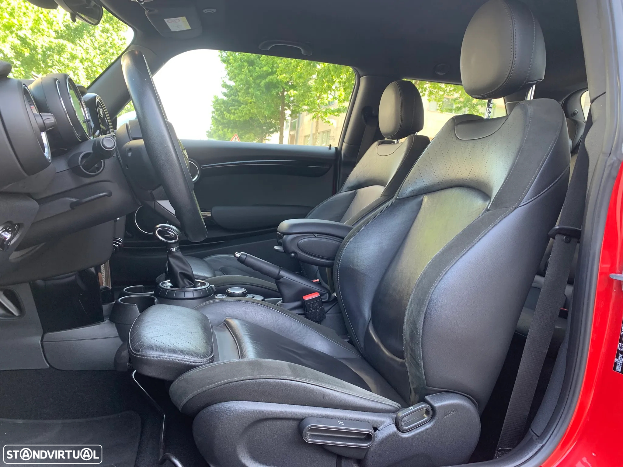 MINI 3 Portas Cooper S Sport Aut. - 6