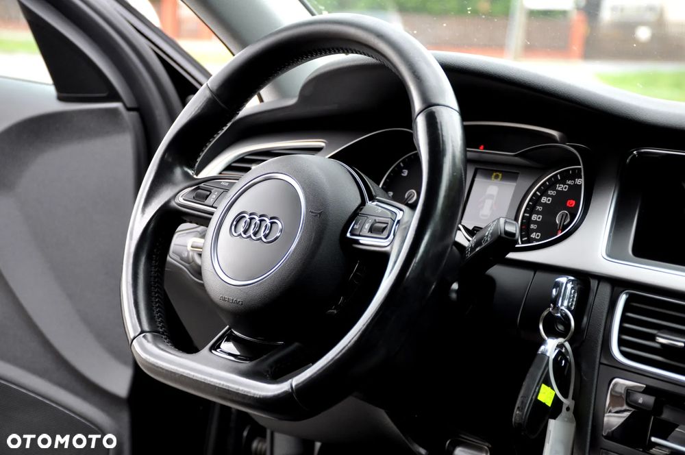 Audi A4 Avant 2.0 TDI DPF S line Sportpaket - 32