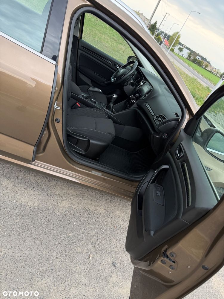 Renault Megane 1.2 Energy TCe Limited - 20