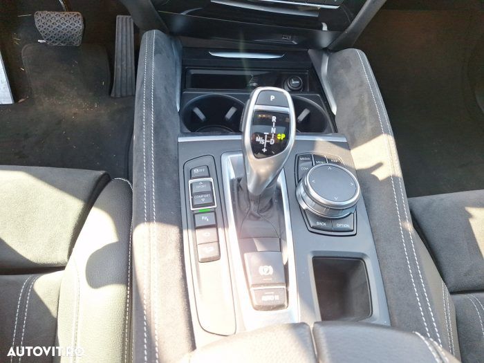 BMW X6 xDrive30d - 9