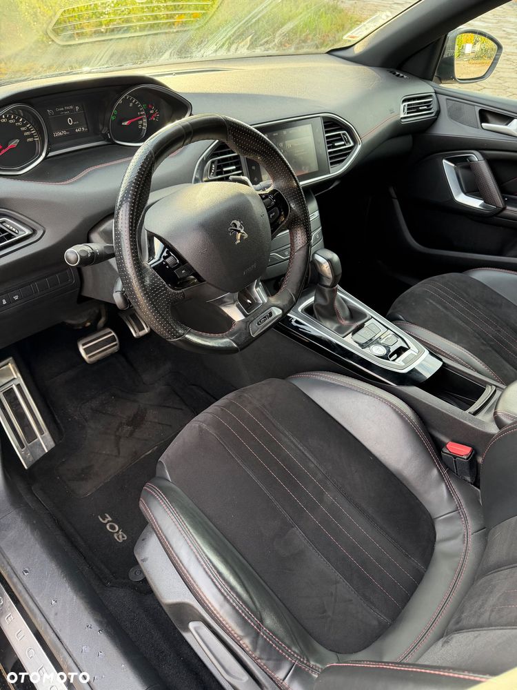 Peugeot 308 - 10