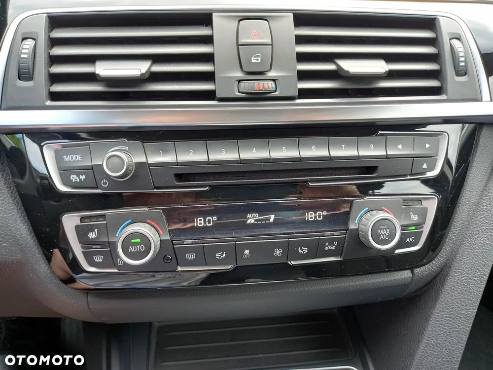 BMW Seria 4 420d Sport Line - 28