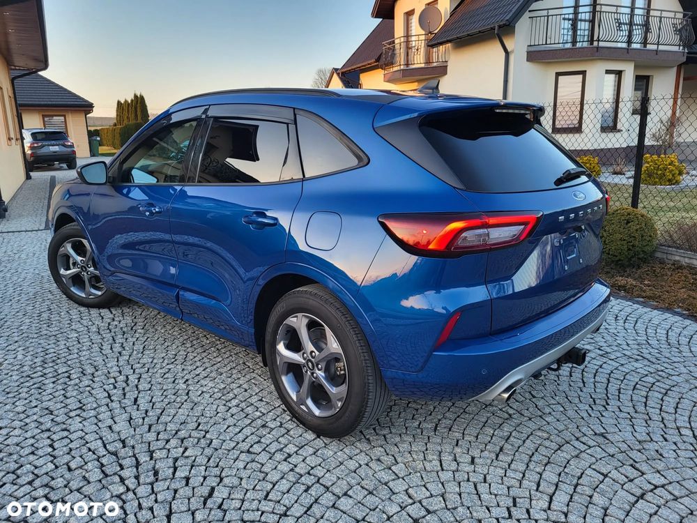 Ford Kuga - 24