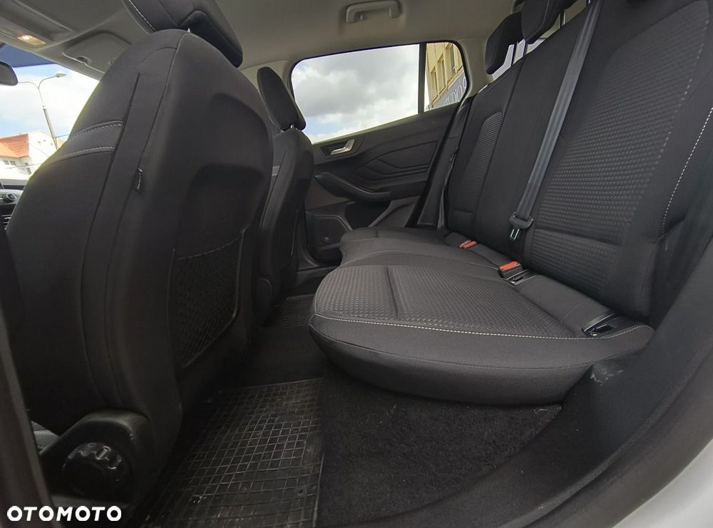 Ford Focus - 15
