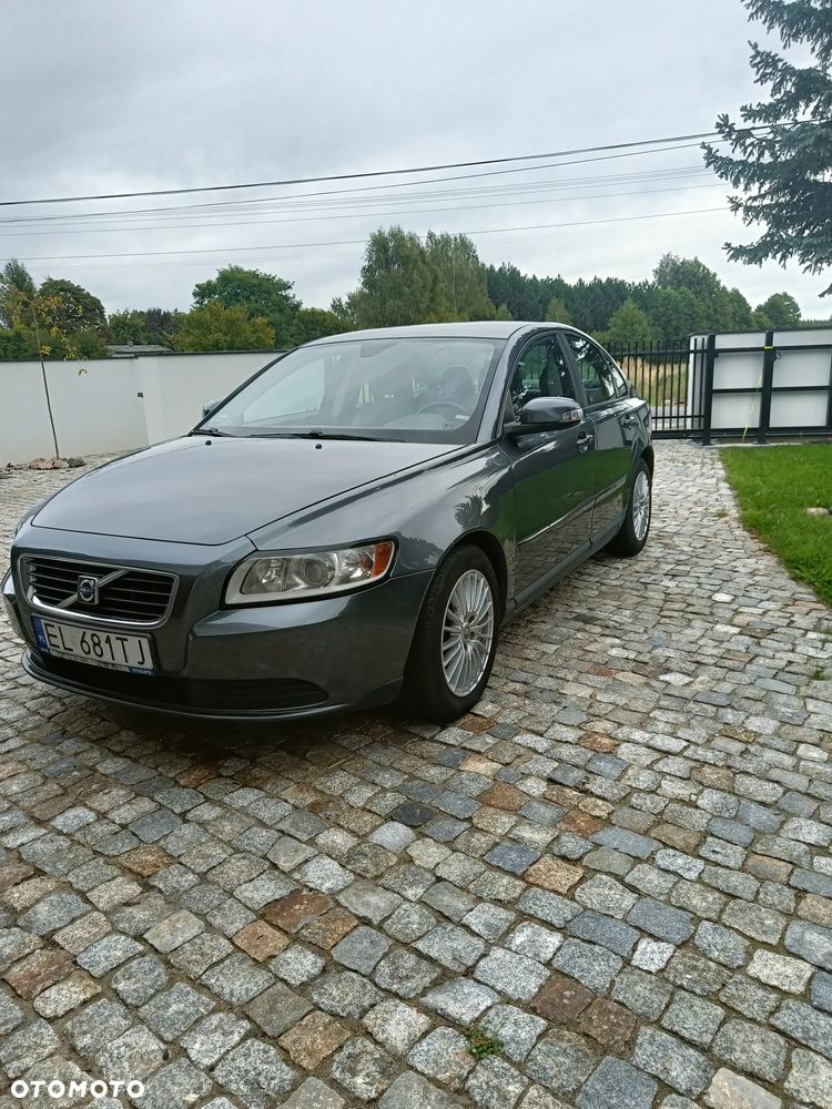 Volvo S40 - 1